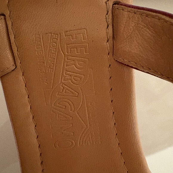 This is a Salvatore Ferragamo patent leather wedge platform sandal - Picture 6 of 6